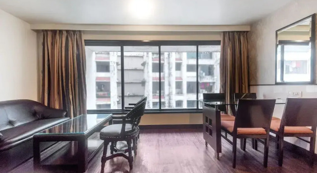 Savoy Suites by OYO Rooms