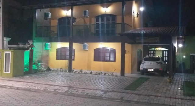 Canto dos Pássaros Bombinhas