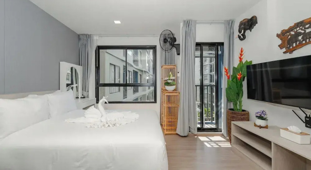 Stylish condo with Pool C175