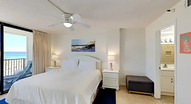 Emerald Surf, Забронировать Отель Наварр Панхэндл Флорида, рядом с Navarre Beach Fishing Pier