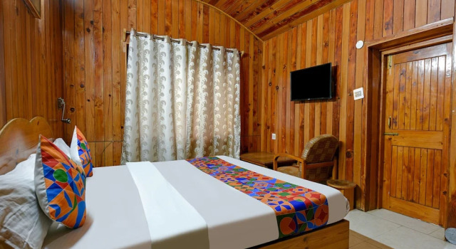 Atithi Huts, Забронировать Отель Отели Манали с парковкой, Парковка