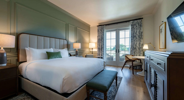 Двухместный номер Standard с балконом и с видом на поле для гольфа Camp Creek Inn