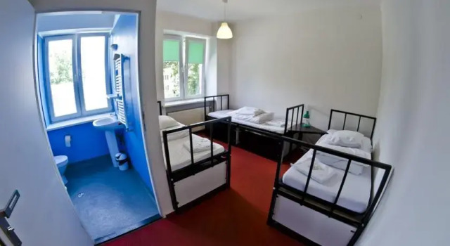 Wilson Hostel Warszawa, Забронировать Хостел Жолибож 