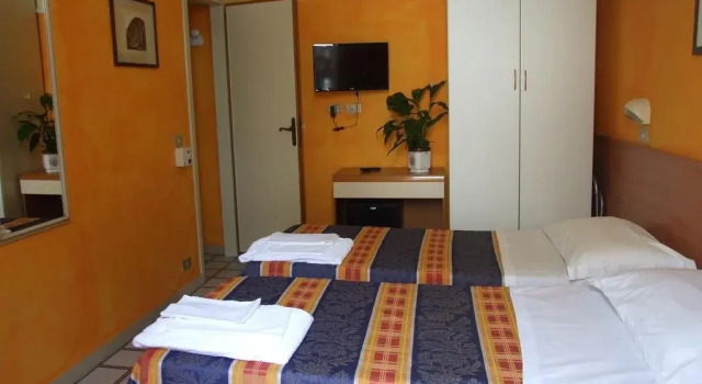 Hotel Midy