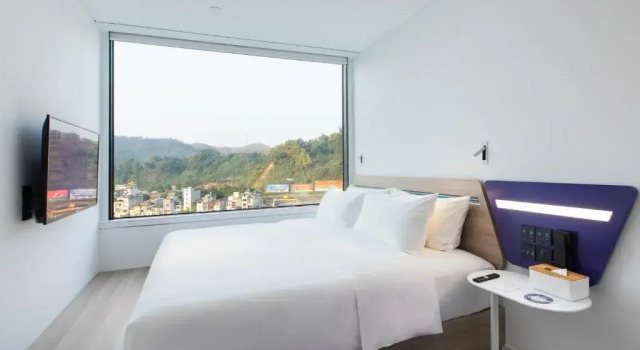 Номер Deluxe Tru by Hilton Lao Cai City Riverside