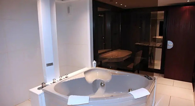 Люкс Superior Amirauté Hôtel