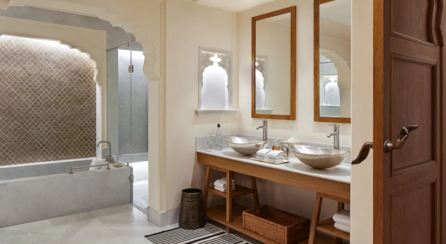 Люкс с балконом Six Senses Fort Barwara Sawai Madhopur