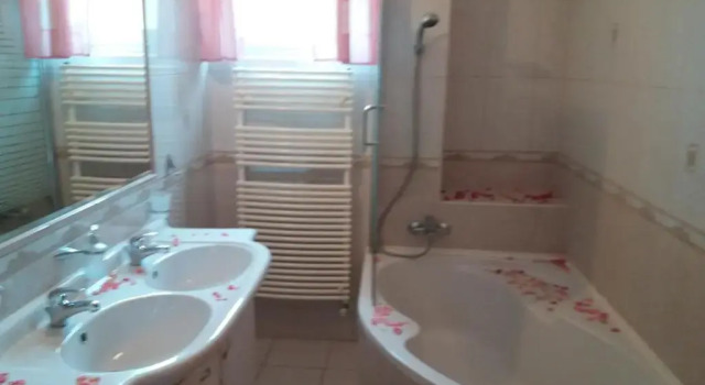 Апартаменты Lara Apartman