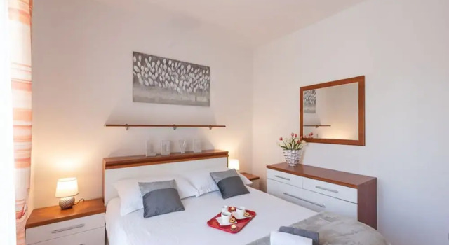 Trendy Holiday Home in Zadar With Balcony, Забронировать Дом для отпуска Виллы Задар, рядом с Спортивный центр «Вишник», Вилла