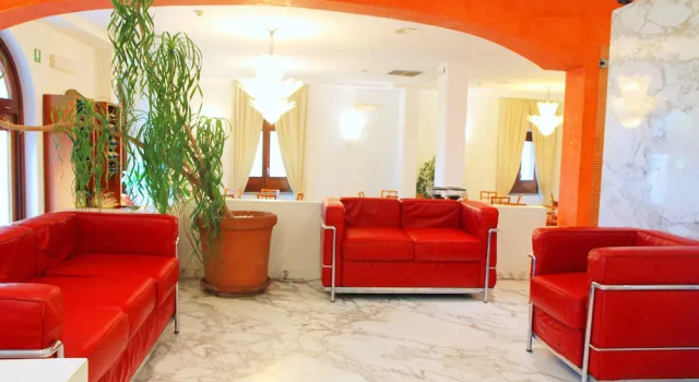Hotel Pisacane