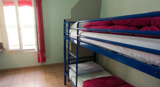 Трёхместный номер Standard Auberge Internationale des Jeunes