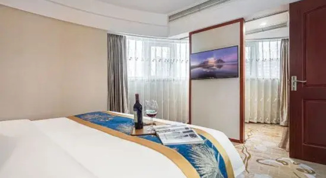 Люкс Deluxe Shifang Hongda Jinqiao Hotel