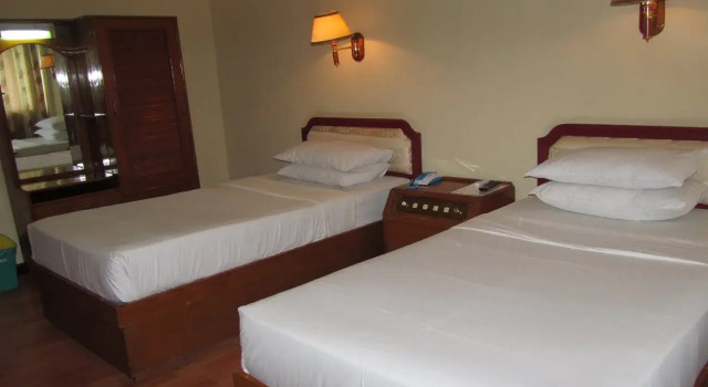 Zegyo Hotel