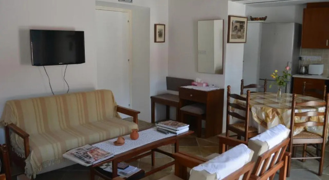 I Plateia, Book Hotel Hoteller i Kakopetria med parkering, Parkering