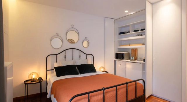 Апартаменты c 1 комнатой с балконом Phaedrus Living: City Luxury Flat Mavromichali