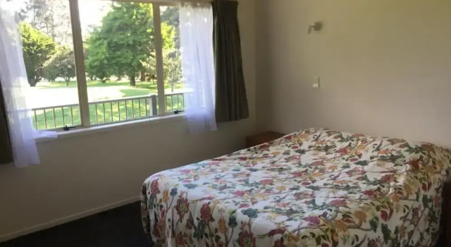 Golflands Motel, Buchen Sie Motel Motels in Botany Downs, Motel