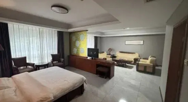 Business Suite Rongdong Hotel
