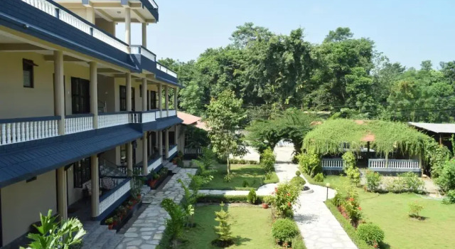 Двухместный номер Deluxe с видом на горы Chitwan Village Resort