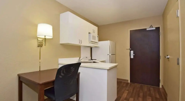 Четырёхместный люкс Suburban Studios Minneapolis Bloomington