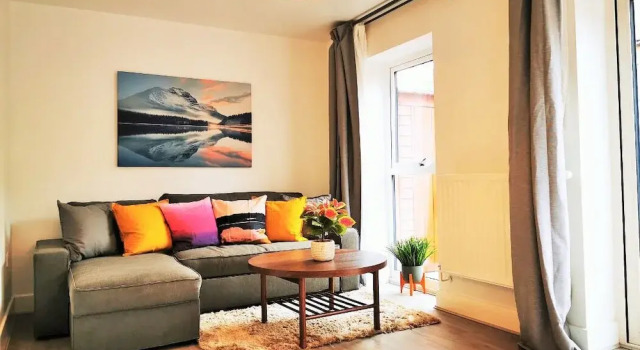 Lovely Holiday Home in Birmingham, Boek Hotel Birmingham West Midlands