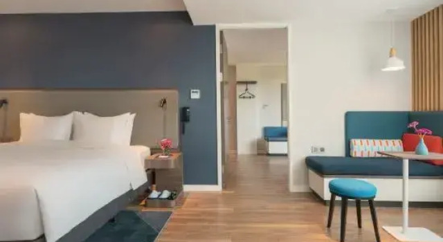 Люкс Business Holiday Inn Express Hangzhou Jiuzhou by IHG