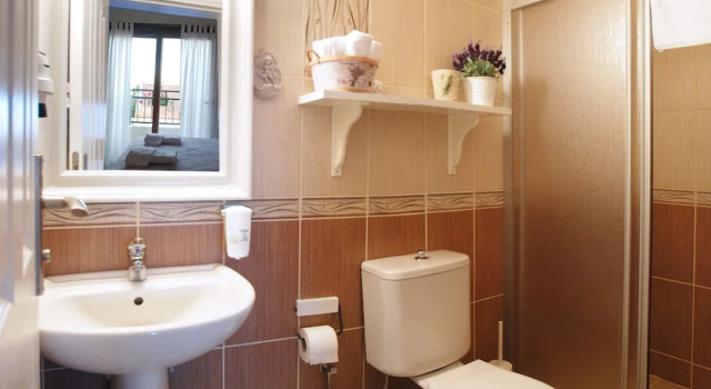 Двухместный номер Deluxe с балконом Peri Art Hotel
