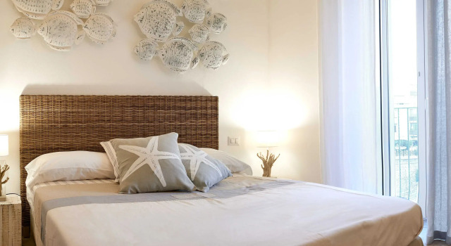 POSEA - Polignano Sea Suites, Забронировать Отель Отели Полиньяно-а-Маре с парковкой, рядом с Пещера монахинь, Парковка