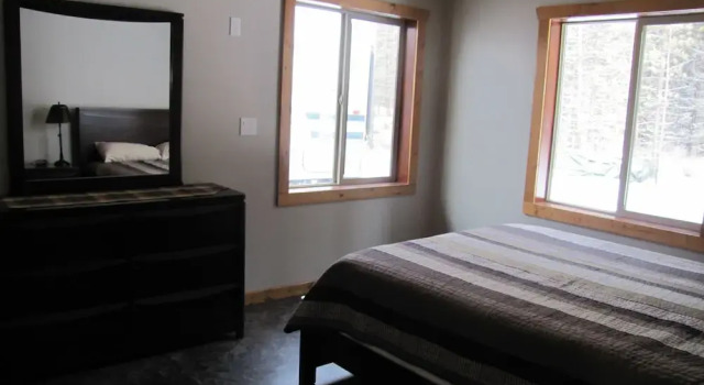 Whisper Creek Lodge, Buchen Sie Hotel Valemount 