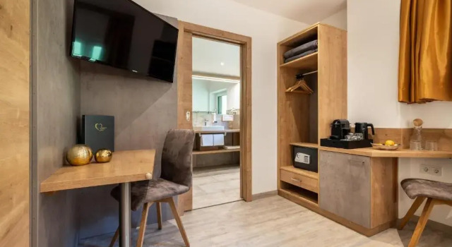 Двухместный номер Standard с видом на горы Berghotel Garni Burgblick-Zaismann Adults Only