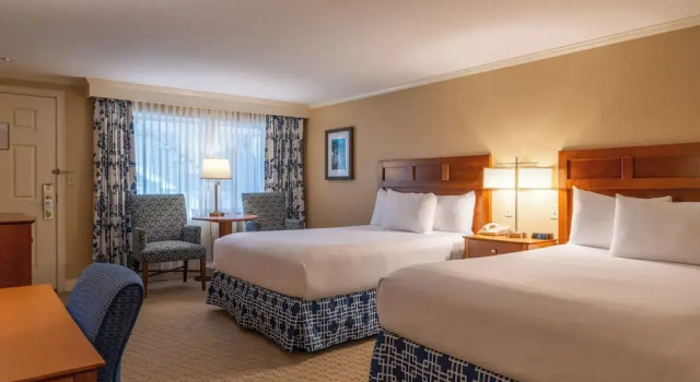 Четырёхместный номер Deluxe Juniper Hill Inn