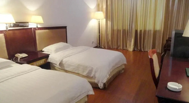 Xiaoxiang Hotel, Rezerwuj Hotel Yinhai Beihai