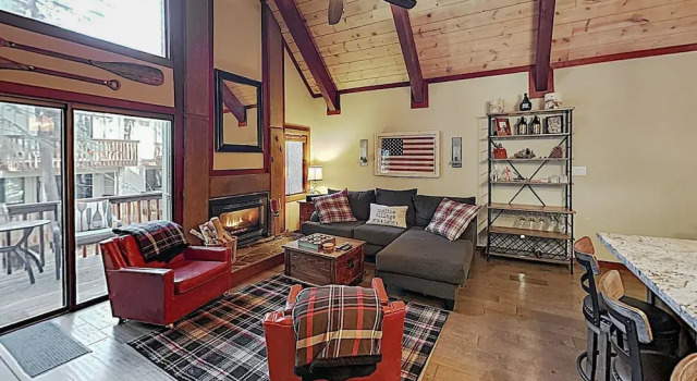 Brookside Townhome: 3 Beaches & Skiing Nearby townhouse