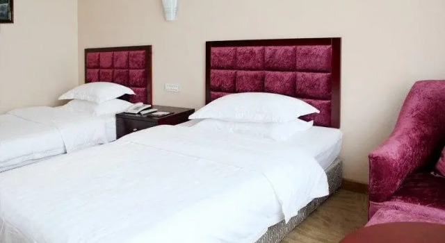 Tianfu Hotel, Prenota Hotel Guanghan Sichuan