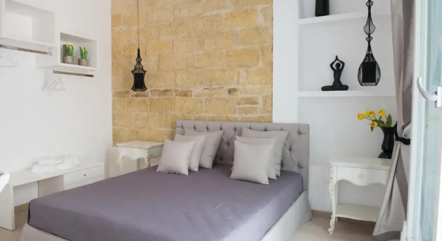Mare Versus Luxury Suites, Rezervasyon Otel Barletta Apulia
