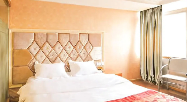 Xinyite Business Hotel