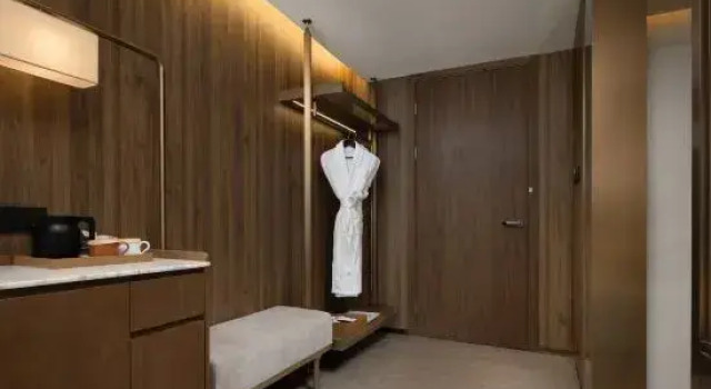 Люкс Executive Maison New Century Laser Chuhe Hanjie East Lake Wuhan
