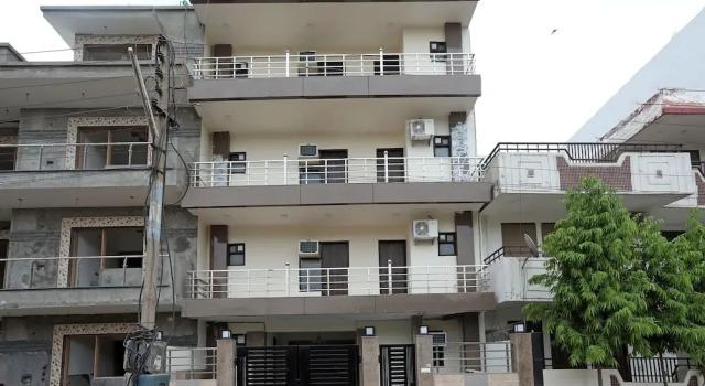 OYO 13555 Corporate serviced apartments Hotel