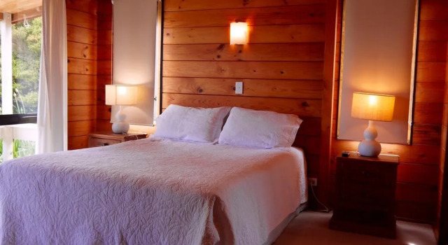 Waiheke Island Vineyard Holiday Houses
