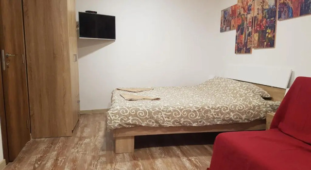 Ćukovac studios, Забронировать Отель Земун Белград