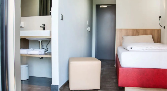 Одноместный номер Comfort с балконом Rocket Rooms Velden