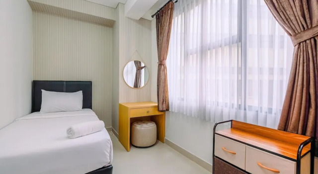 Camera Standard Elegant and Comfy 3BR Transpark Cibubur Apartment