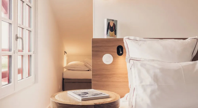 Четырёхместный номер Economy Hôtel INDARRA & SPA - Piscine