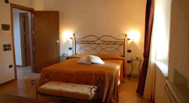 Colleverde Country House, Rezervovat Hotel Urbino 