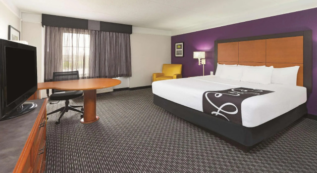 Двухместный номер Standard La Quinta by Wyndham St. Louis Westport