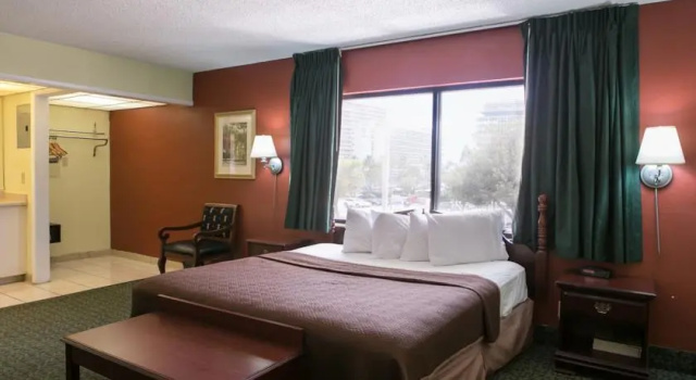 Travelodge Fort Lauderdale Beach