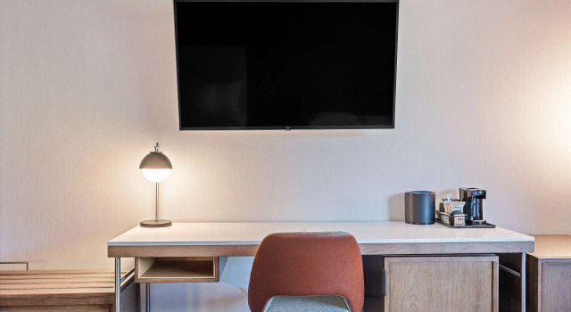 Четырёхместный номер Standard с балконом Sonesta Select Pleasant Hill