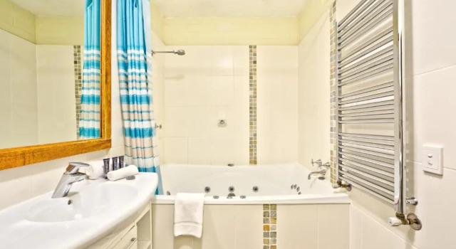 Апартаменты Snow Ski Apartments 26