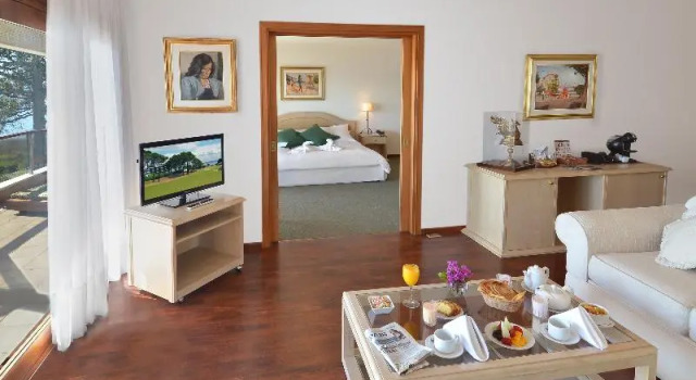 Двухместный люкс с балконом Hotel del Lago Golf & Art Resort
