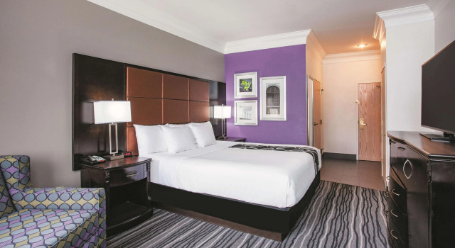 La Quinta Inn & Suites Dublin - Pleasanton, Book Hotel Pleasanton San Francisco Bay Area