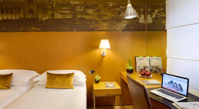 Трёхместный номер Starhotels Tourist